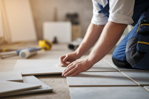 Prix Pose Carrelage au m² 2025 : Tarifs et Coûts par Type d&rsquo;Installation